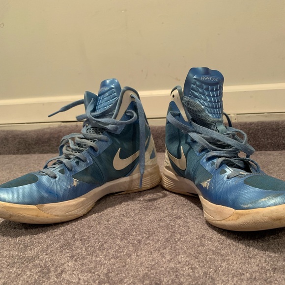 Nike hyperdunk shoes - Picture 3 of 4